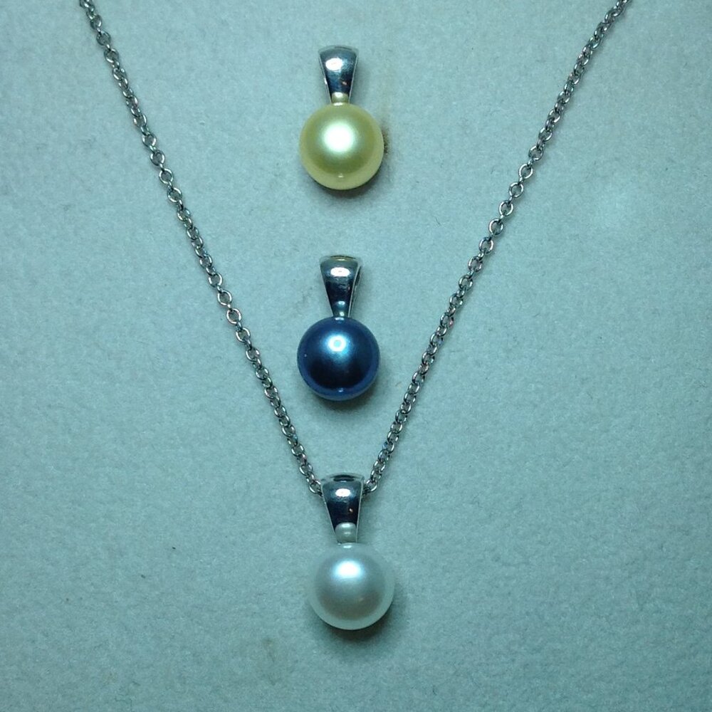 Honora Set of Silver Freshwater Pearls Pendant and Chain